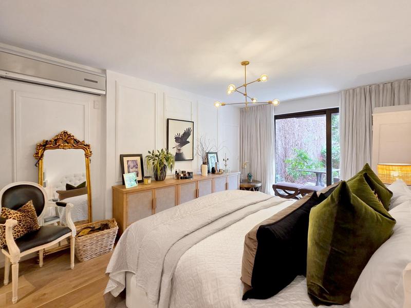 2 Bedroom Property for Sale in Camps Bay Western Cape